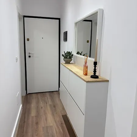 Lemon Garden Cozy 2Br Apt Private Garden Center